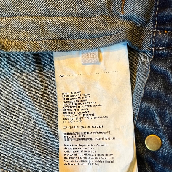 Miu Miu Cropped Stretch Denim Jacket - Size 36 - Picture 13 of 17